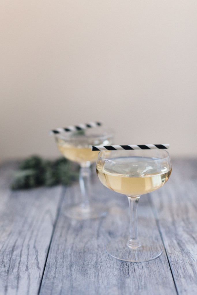 Elderflower Prosecco Cocktail With VOVETI Prosecco